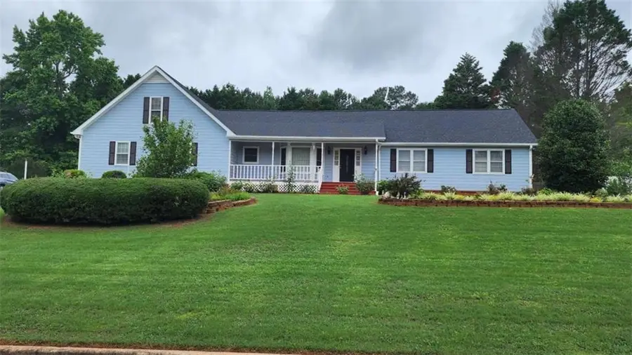 390 Lake Ridge Court, McDonough, GA 30252 - #2