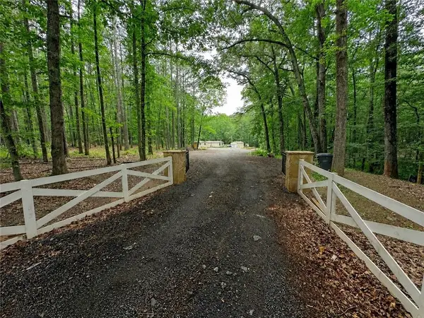 283 Brown Bridge Road, Auburn, GA 30011