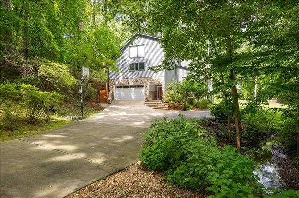 4328 Valley Trail Drive Se, Atlanta, GA 30339
