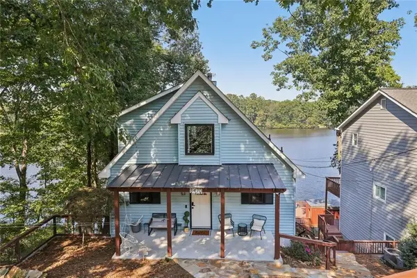 8470 Lake Drive, Snellville, GA 30039