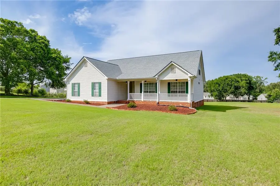 352 Olde Wick Trail, Hoschton, GA 30548 - #3