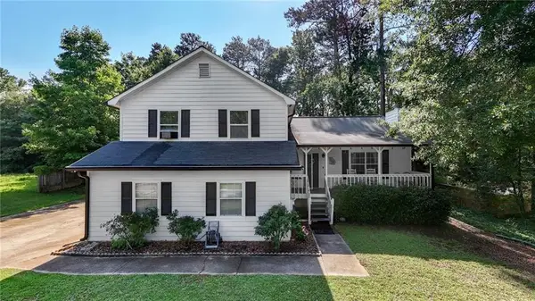 2114 W Lotus Point Drive, Lithia Springs, GA 30122