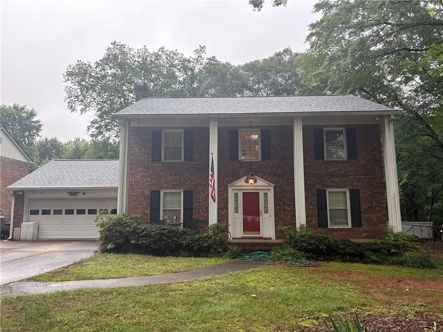 70 E Crossville Road, Roswell, GA 30075 - #3
