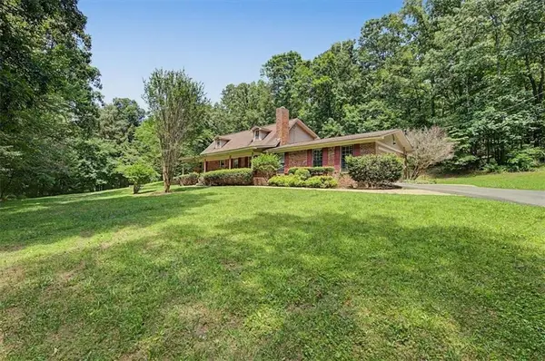 403 S Sequoyah Circle Ne, Calhoun, GA 30701