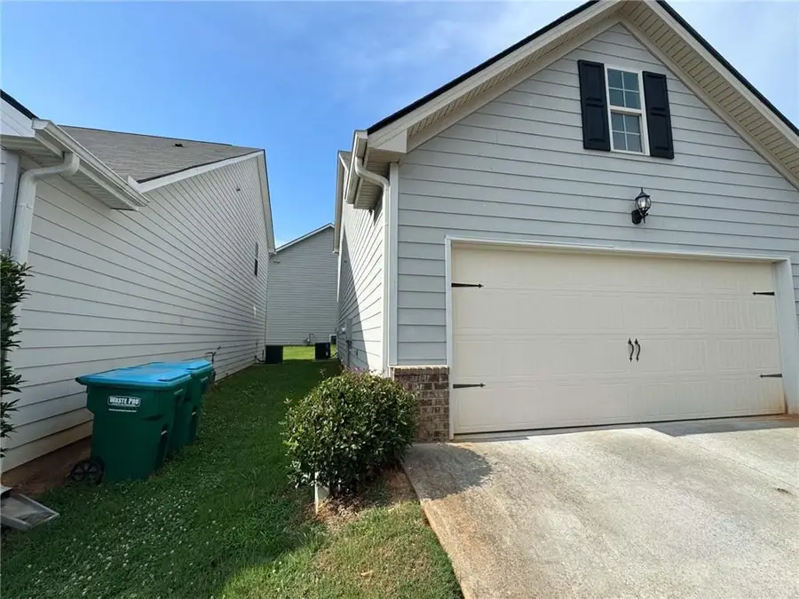10 Castlemoor Loop, Adairsville, GA 30103 - #3