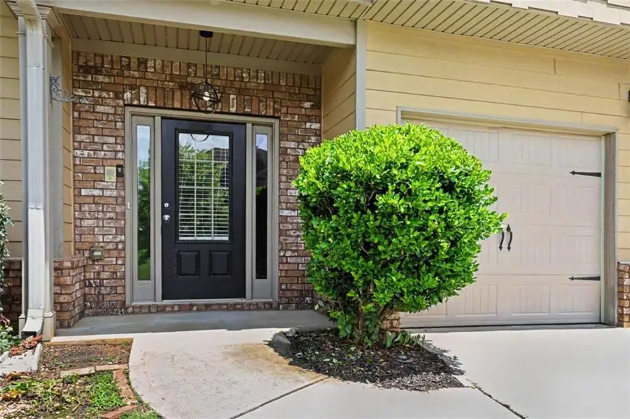 302 Kells Ct., Woodstock, GA 30188 - #3