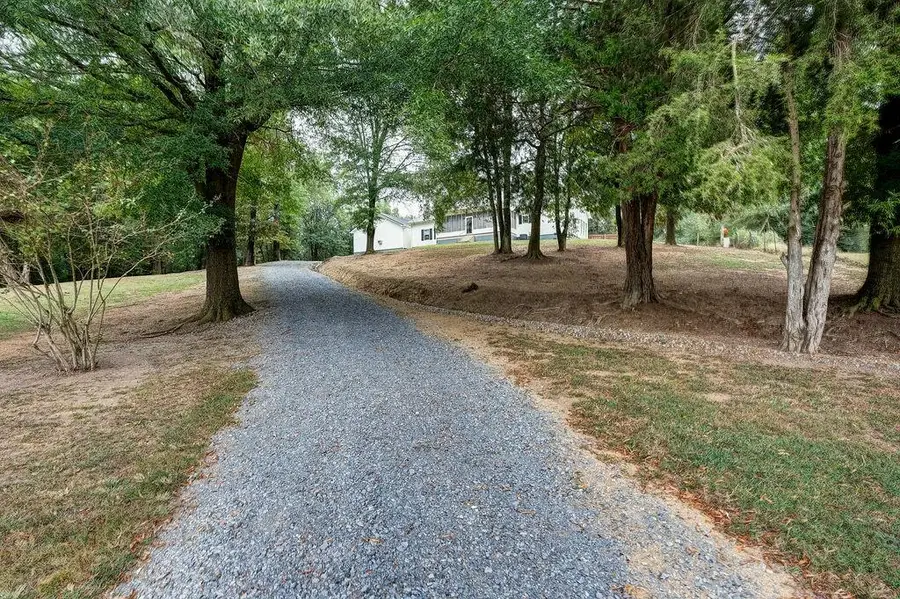 960 Mcentyre Loop Se, Calhoun, GA 30701 - #3
