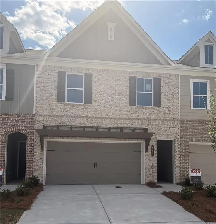 550 Feldspar Way, Lawrenceville, GA 30043 - #1