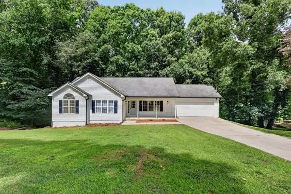 5027 Fitts Drive Ne, Roswell, GA 30075 - #1