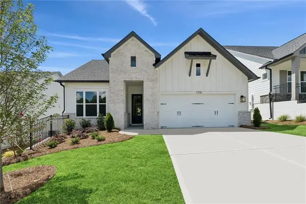 1335 Autumn Lake Drive Sw, Gainesville, GA 30504