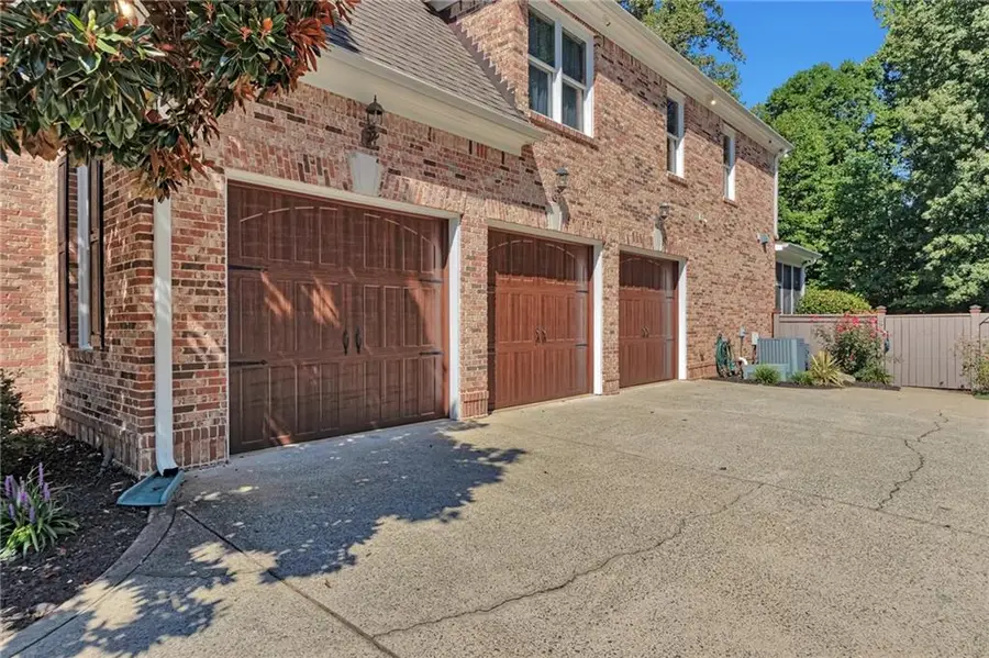 1421 Castlebrooke, Marietta, GA 30066 - #3