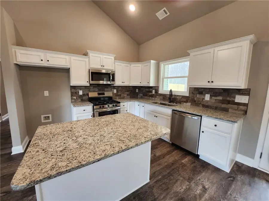 2205 Shady Grove Road, Carrollton, GA 30116 - #3