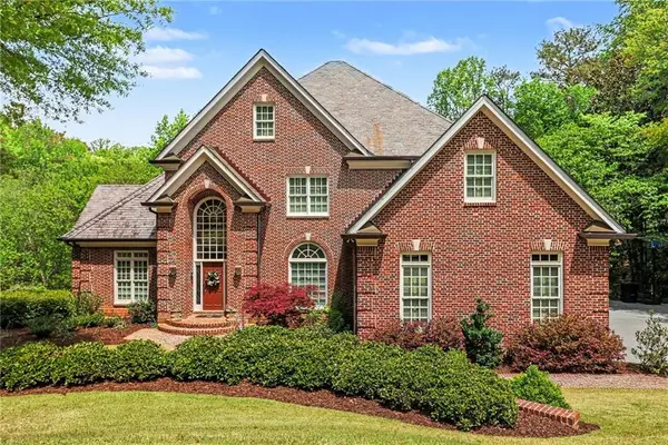 1645 Misty Oaks Drive, Atlanta, GA 30350