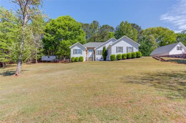 3314 Banks Mountain Dr, Gainesville, GA 30506