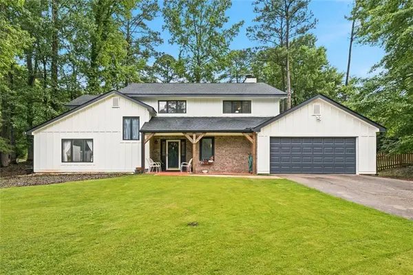 301 Martingale Drive, Peachtree City, GA 30269