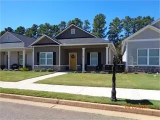 42 Courtyard Lane, Cartersville, GA 30120