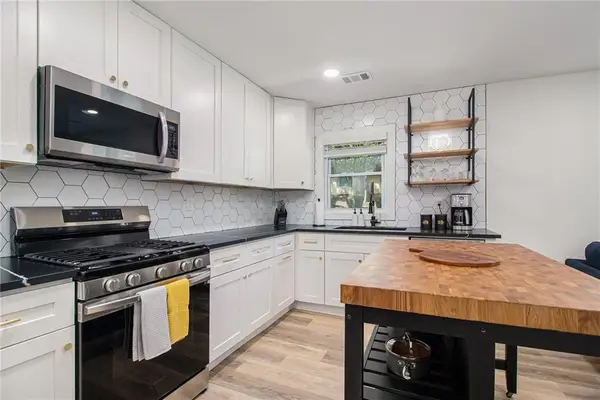 220 Birch Street, Hapeville, GA 30354