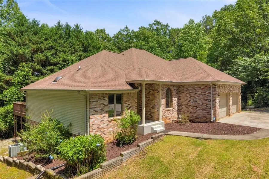 160 Quail Ridge Drive, Cleveland, GA 30528 - #2