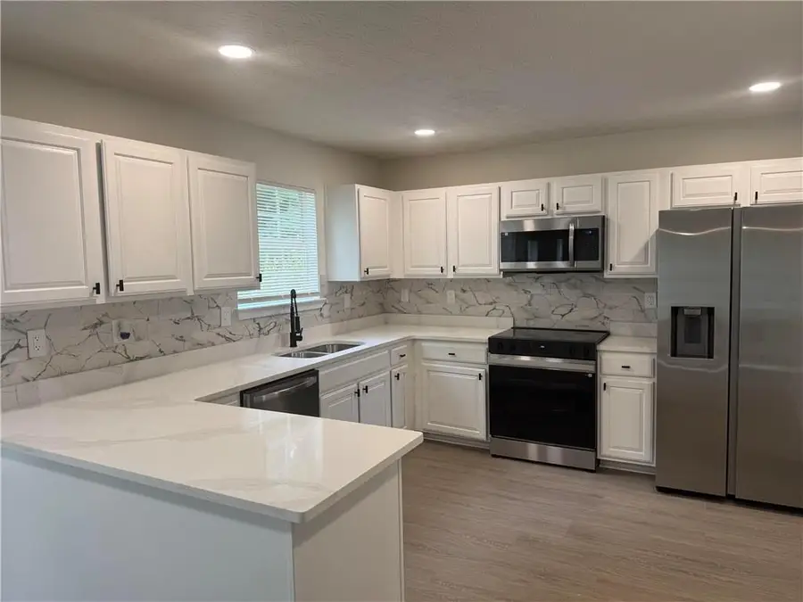 6749 Spaniel Court, Riverdale, GA 30296 - #2