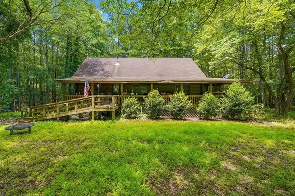 7400 Rand Drive, Douglasville, GA 30135