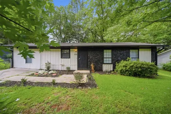 1721 W Austin Rd, Decatur, GA 30032