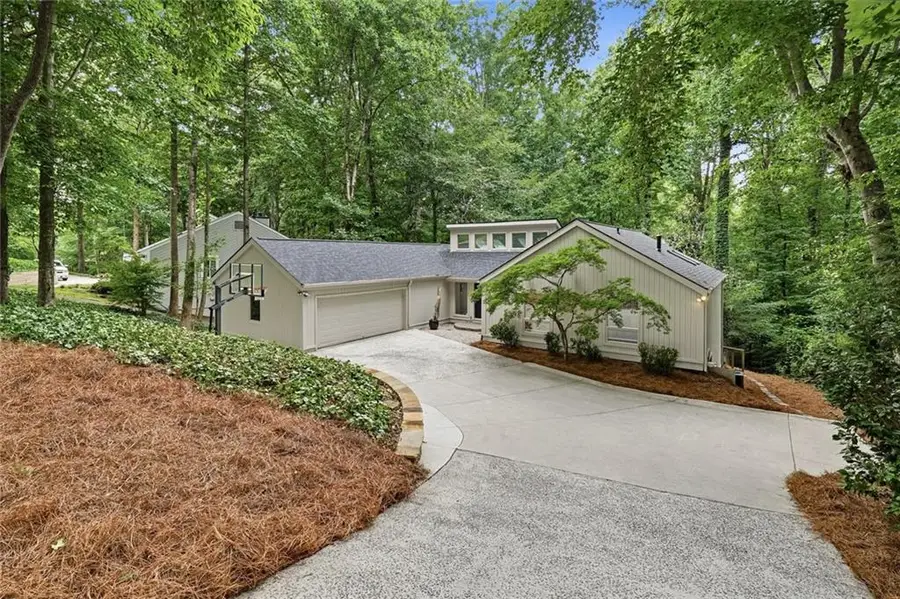 4411 Kings Way Ne, Marietta, GA 30067 - #2
