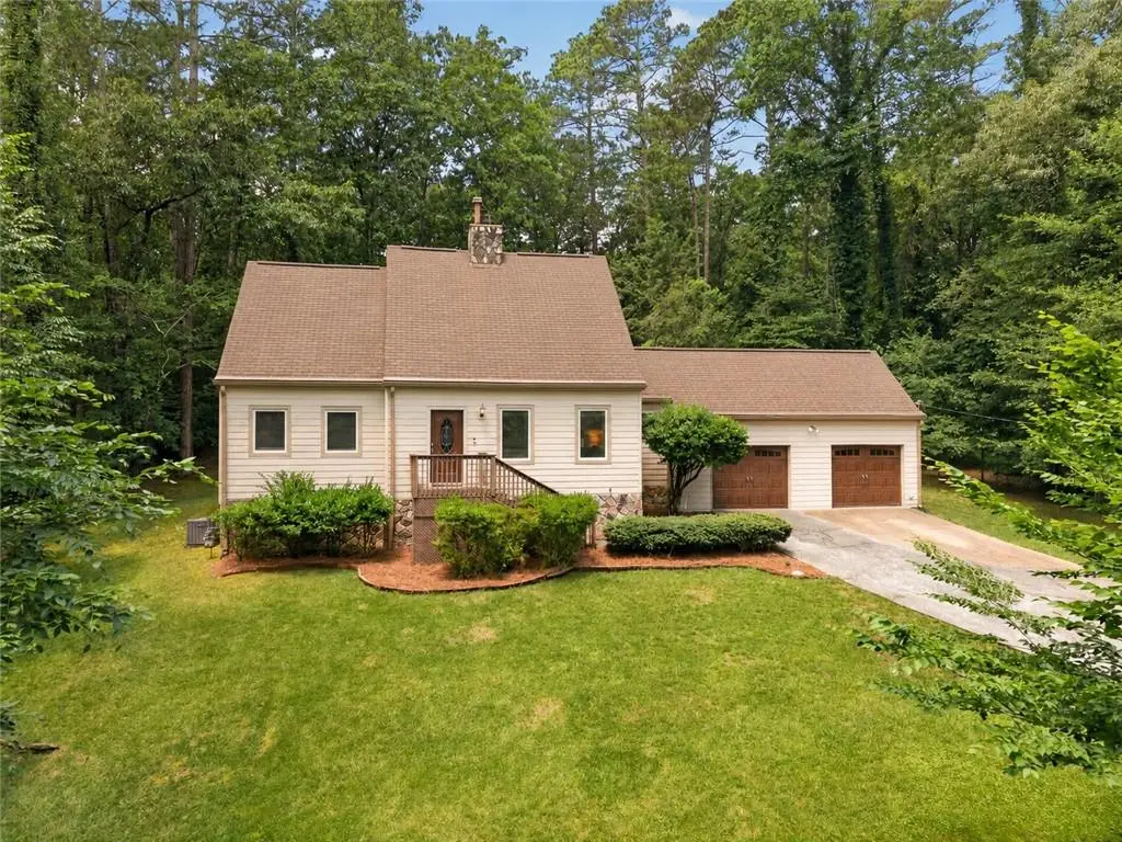 208 Nacoochee Drive, Woodstock, GA 30188 - #1