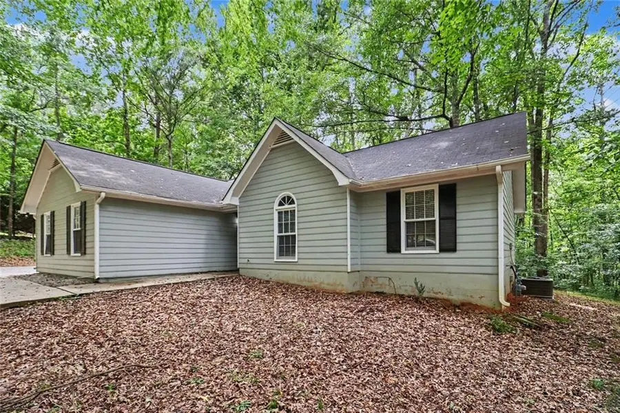 160 Vineyards Drive, Newnan, GA 30265 - #2
