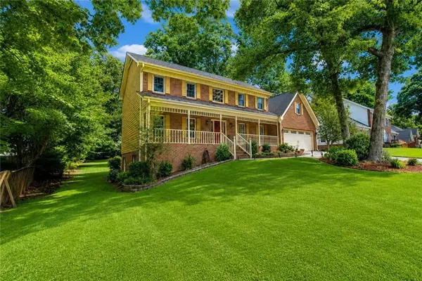 5817 Lost Grove Drive Nw, Lilburn, GA 30047