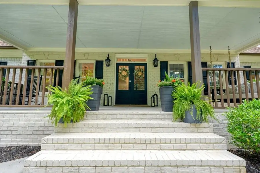 1385 Keans Court, Roswell, GA 30075 - #2