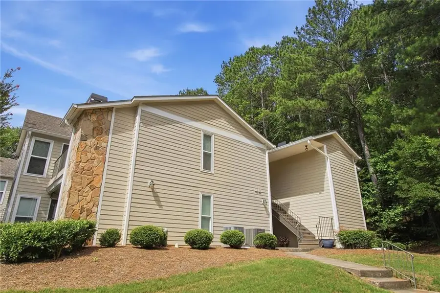 4013 Lake Pointe Circle, Roswell, GA 30075 - #2