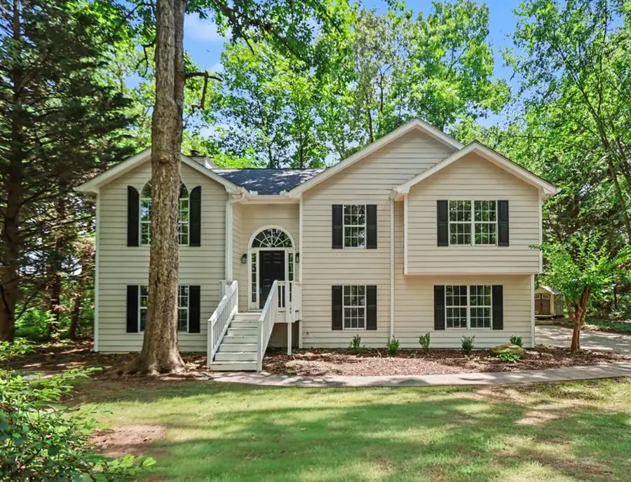 105 Creek View Drive, Hoschton, GA 30548 - #2