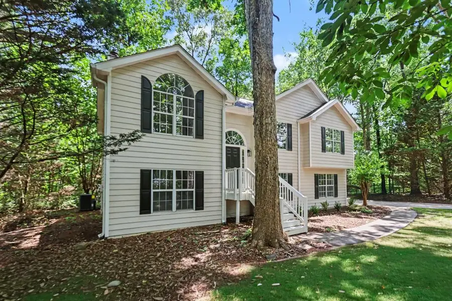 105 Creek View Drive, Hoschton, GA 30548 - #3