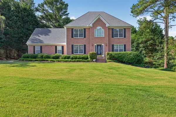 860 Scenic Lake Drive, Lawrenceville, GA 30045