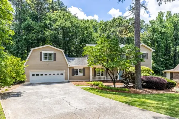 1025 Foxfire Drive, Lawrenceville, GA 30044
