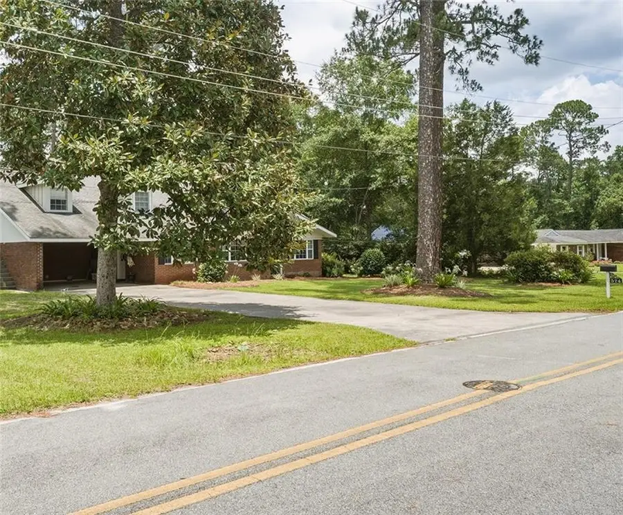 574 S 5th Street, Jesup, GA 31545 - #2
