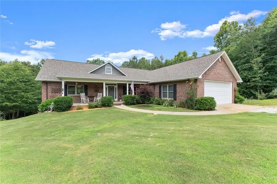 1020 Easy Street, Toccoa, GA 30577 - #2