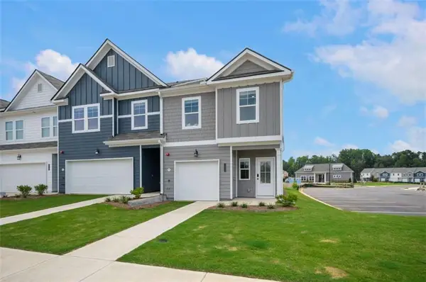 1352 Willow Brook Circle #277, Jonesboro, GA 30238