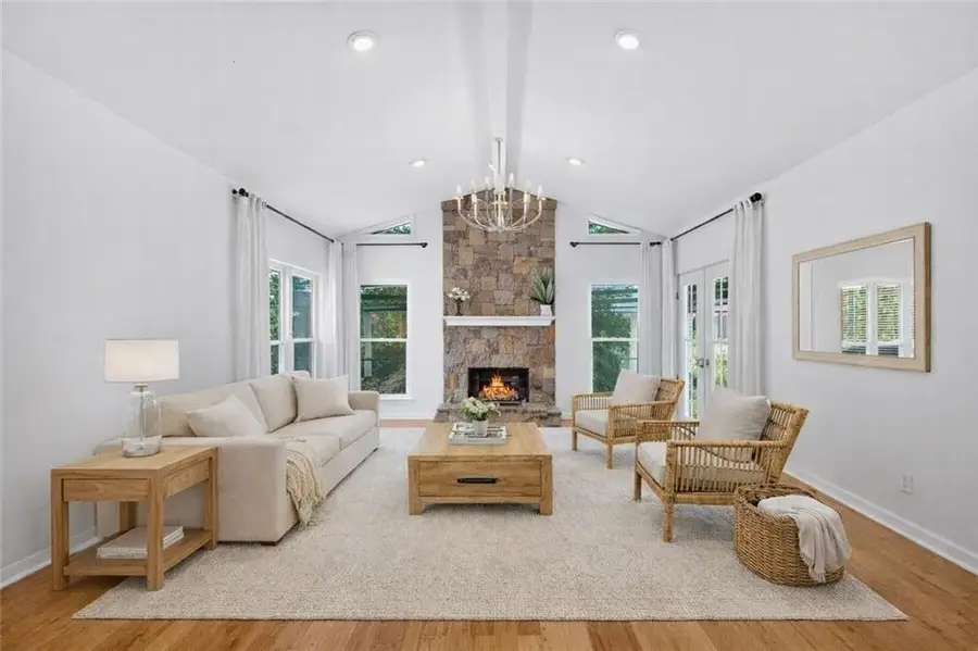 755 E Hembree Crossing, Roswell, GA 30076 - #2
