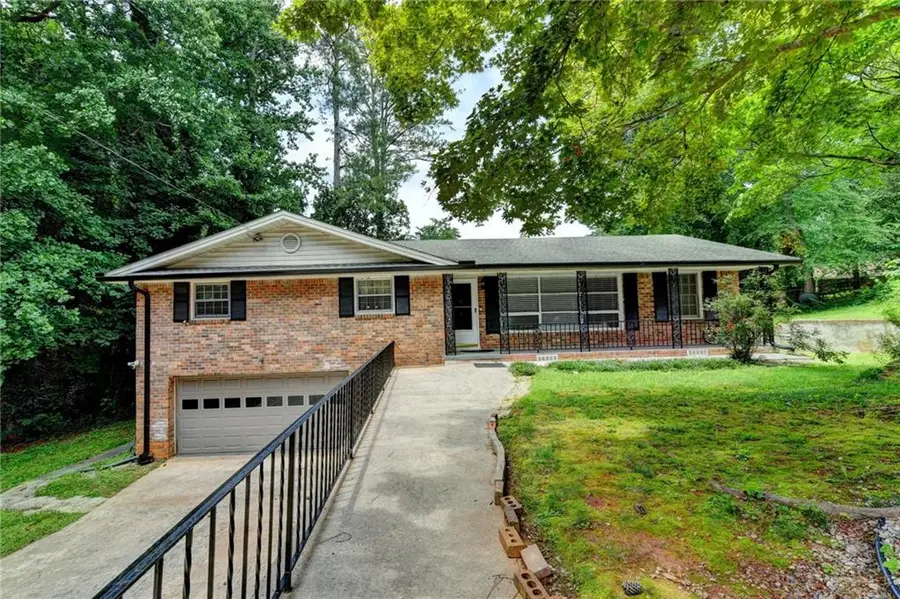 3900 Greystone Court W, Stone Mountain, GA 30083 - #2