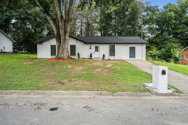6073 Fieldcrest Drive, Morrow, GA 30260