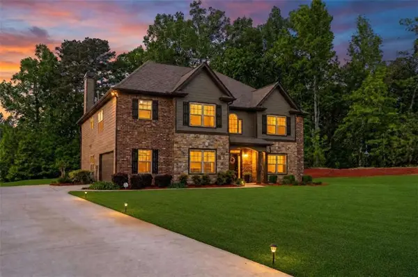 3 Westwood Lake Drive, Newnan, GA 30263