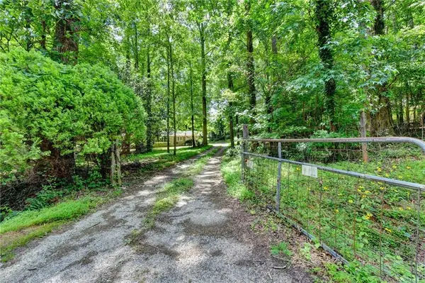 4690 Sewell Drive, Cumming, GA 30028