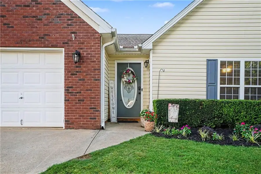 283 Natchez Circle, Winder, GA 30680 - #3