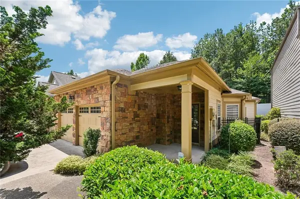 204 Oakleaf Drive, Acworth, GA 30102