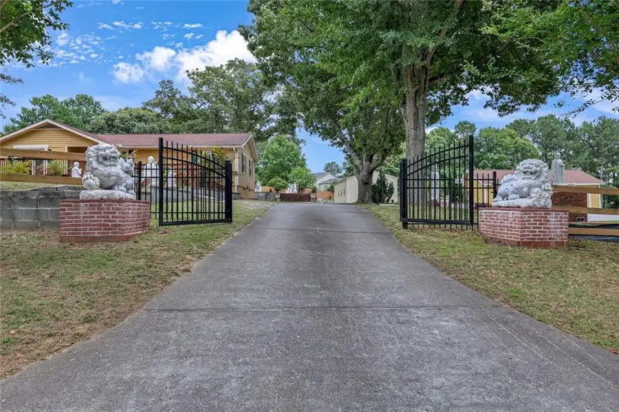 1242 Cooper Road, Snellville, GA 30078 - #2