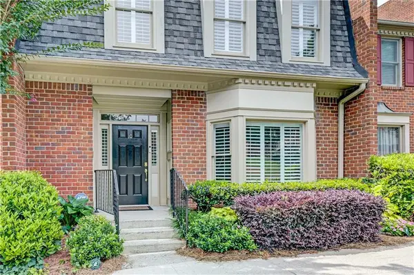 10 Plantation Drive Ne, Atlanta, GA 30324