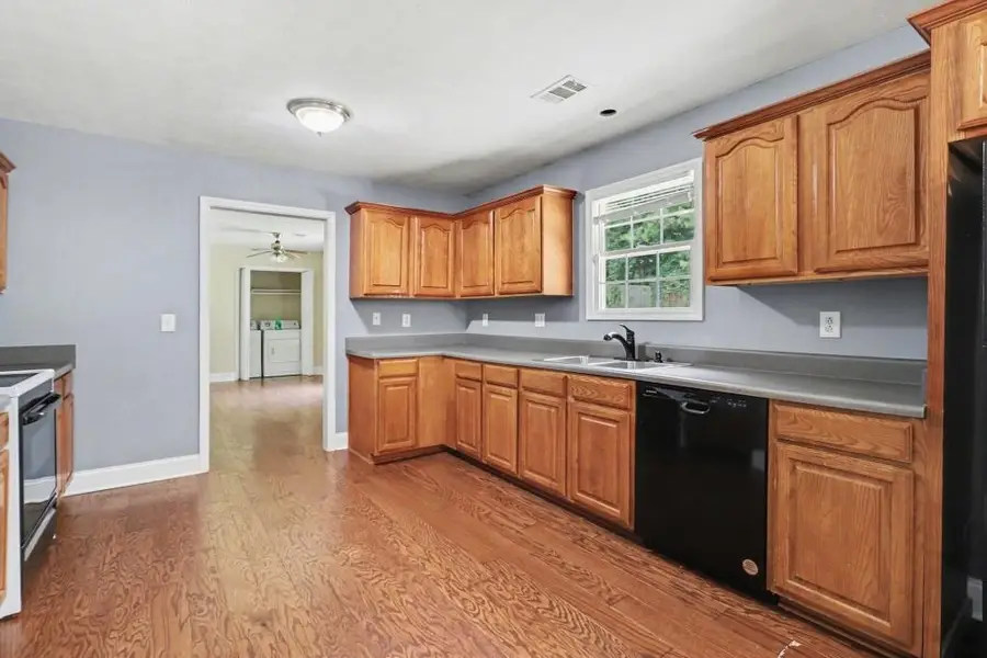 84 Hidden Lakes Court, Newnan, GA 30263 - #3