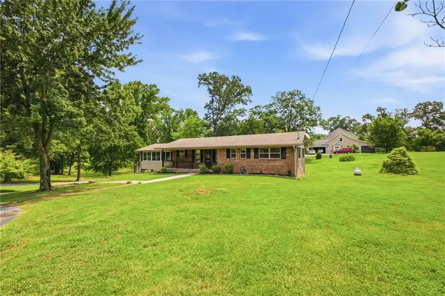 379 Hunt Road Nw, Calhoun, GA 30701 - #2