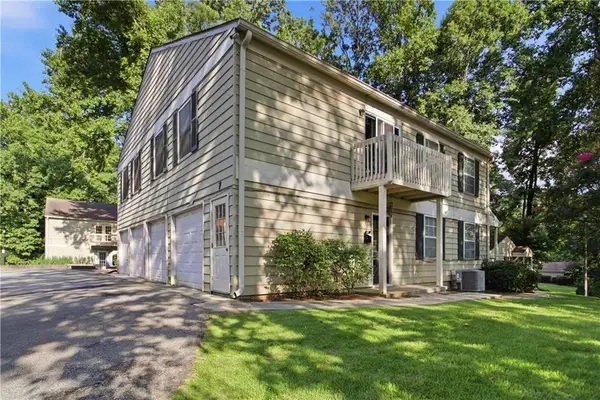 1329 Surrey Lane Sw #7, Marietta, GA 30008